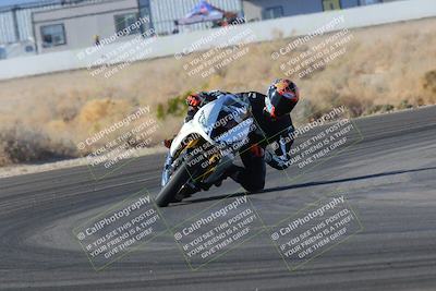 media/Dec-18-2022-SoCal Trackdays (Sun) [[8099a50955]]/Turn 4 (1pm)/